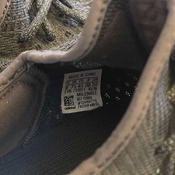 2019 Yeezy Boost 350 V2 'Black Non-Reflective' - Picture 7 of 7